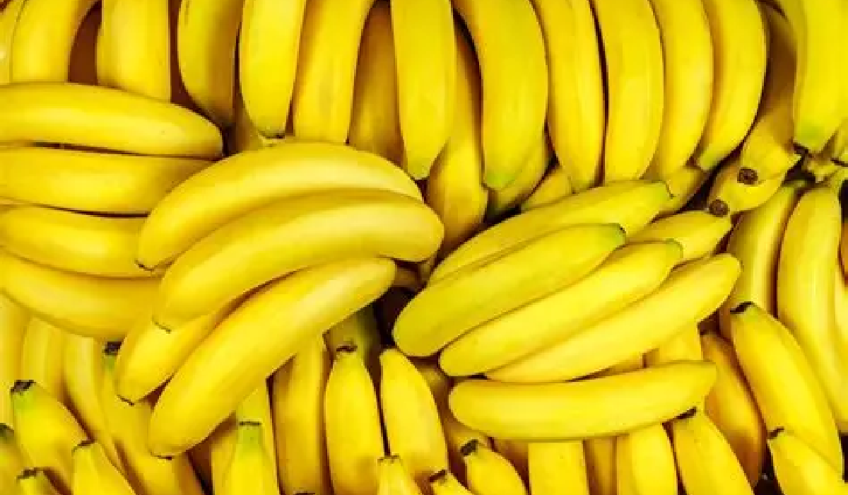 14 Powerful Benefits of Bananas for Healthy Skin and Hair